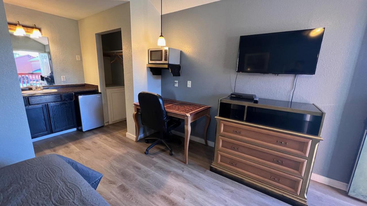 Texas Lodge Kenedy Ngoại thất bức ảnh